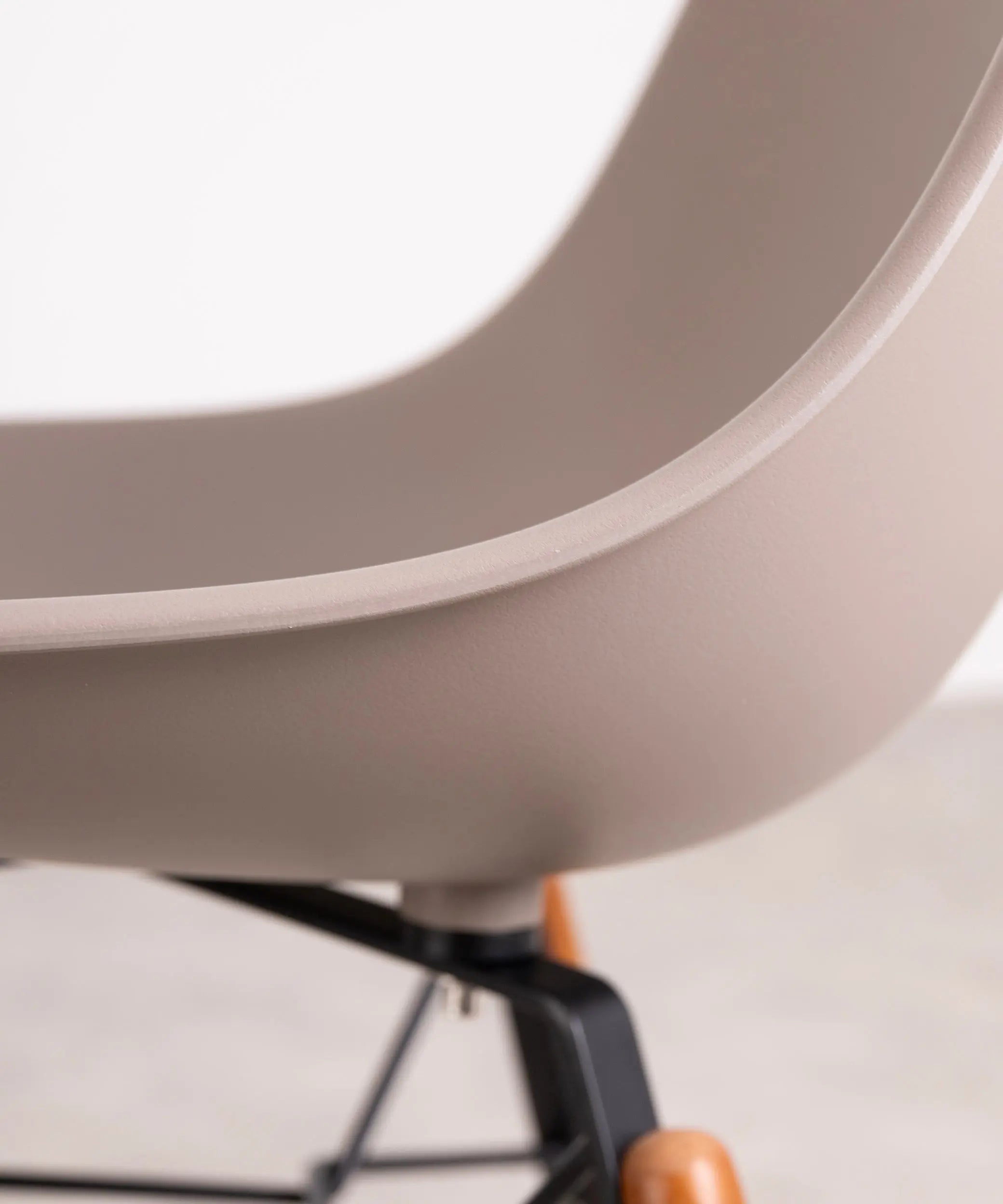 Silla de Polipropileno y Madera Elon – Image 41
