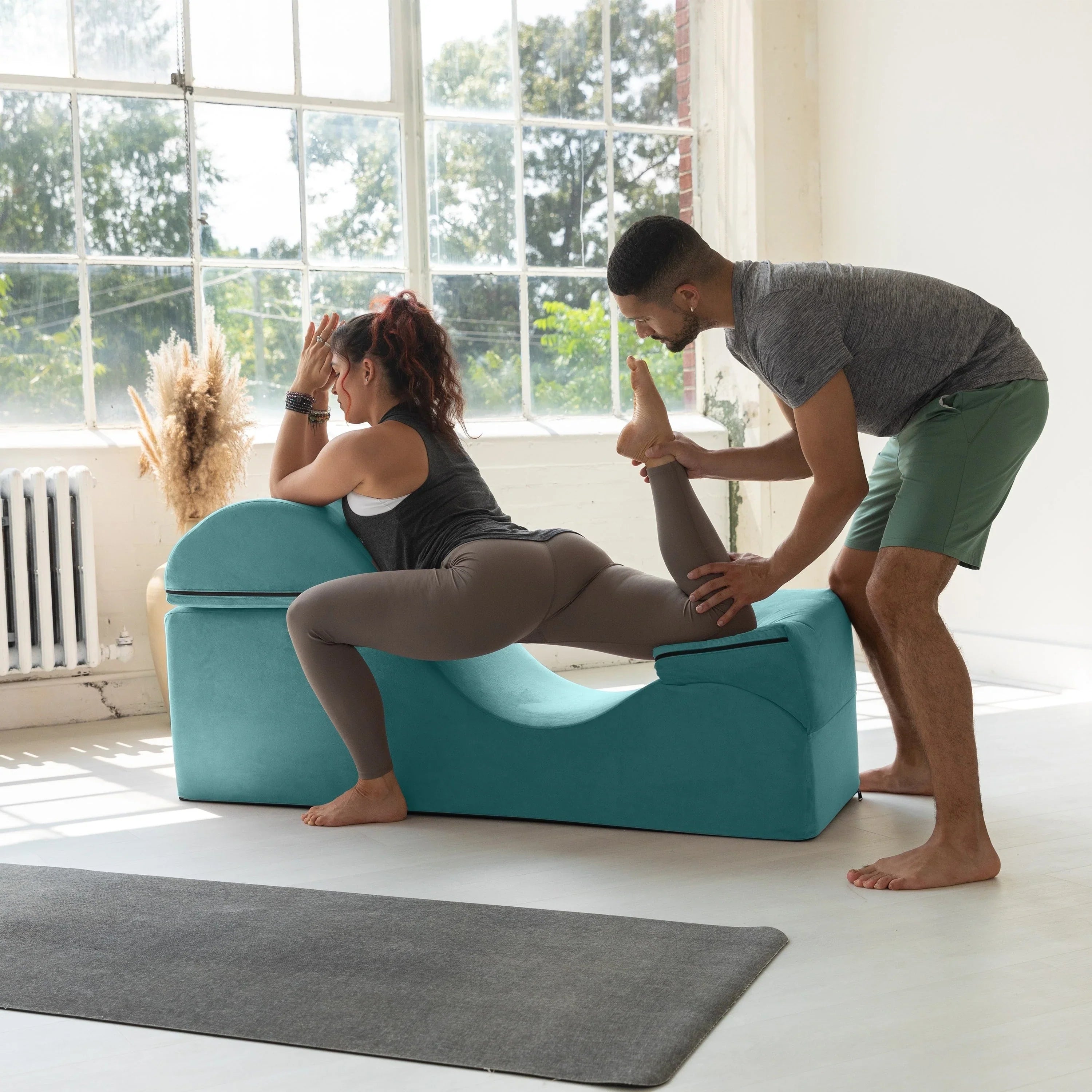 Avana Kami Convertible Chaise / Yoga & Massage - 2-In-1 Ottoman with Concealed Fold Out Yoga Lounge Chair, Microvelvet - N/A – Image 35