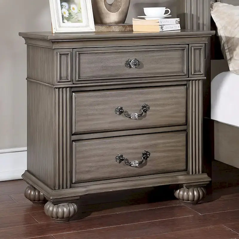 5-Piece Traditional Poster Bedroom Set, Grey Wood Finish, Classic Style – Image 2