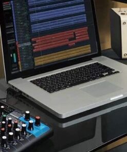 Alternative view of Yamaha MG10XU - Console de mixage compacte avec 10 canaux d'entrée, effets, USB et préamplis micro D-PRE