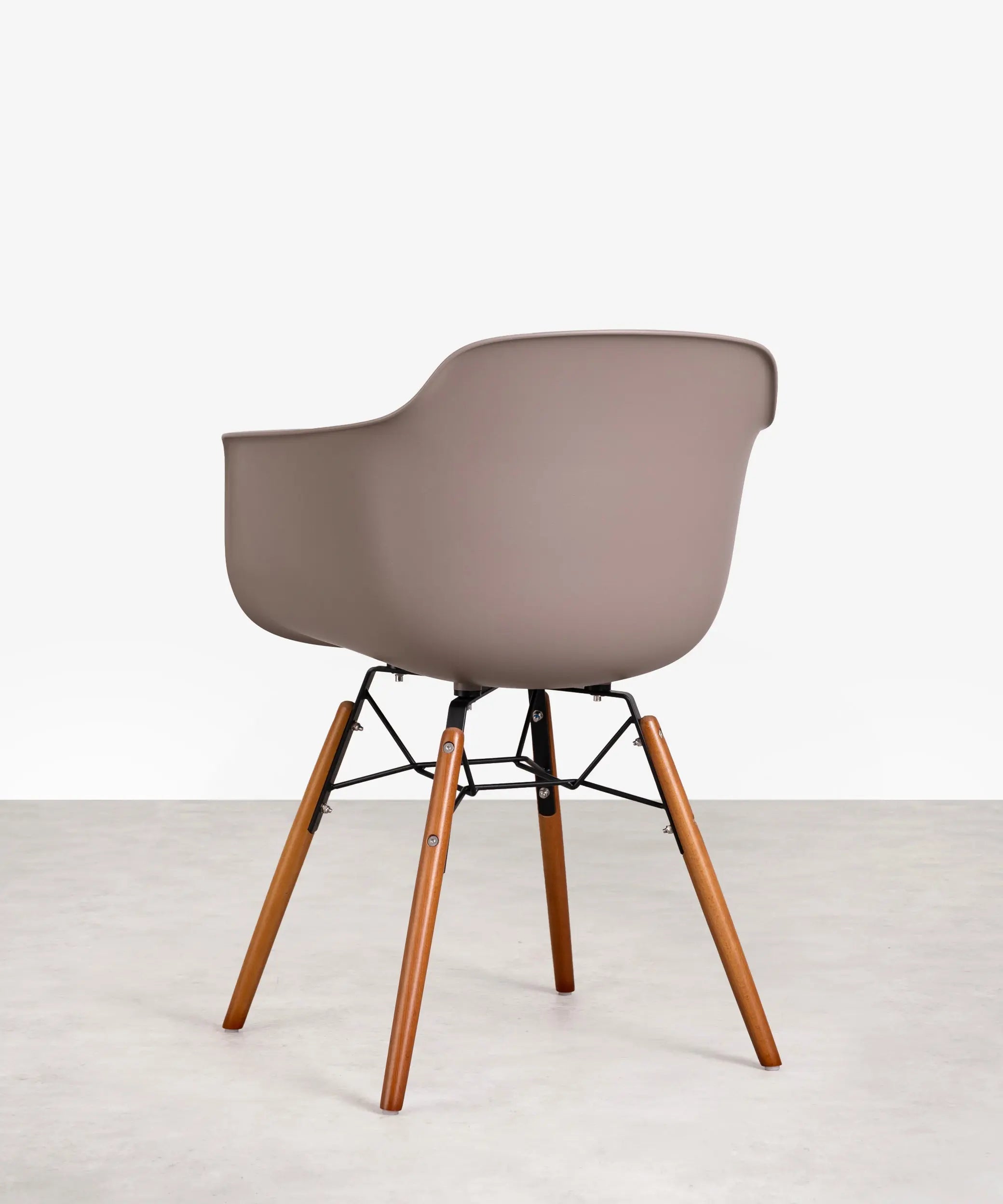 Silla de Polipropileno y Madera Elon Arms – Image 4