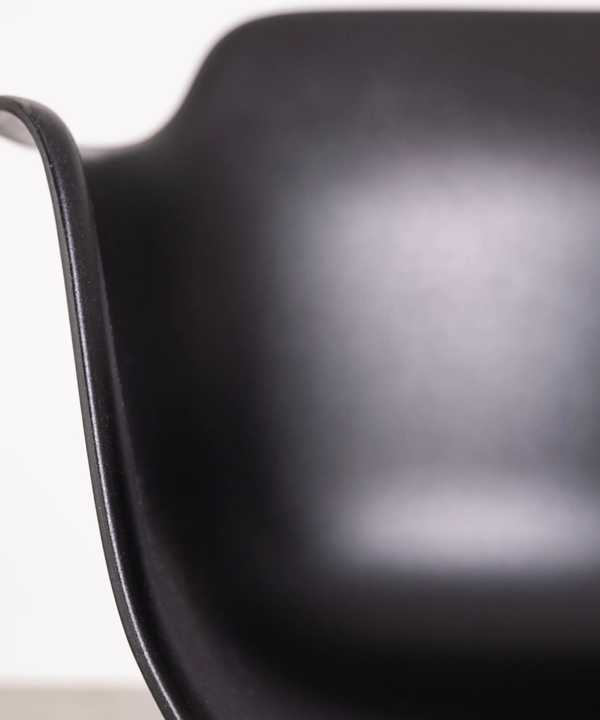 Silla de Polipropileno y Madera Elon Arms – Image 34