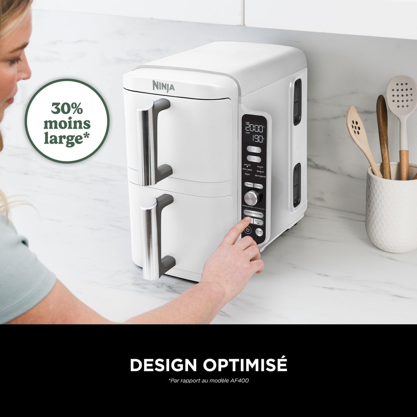 NINJA Double Stack XL Air Fryer, Friteuse sans huile Verticale Double Tiroir 4 Niveaux de Cuisson, 2 Tiroirs, 2 Grilles, Capacité de 9,5 L, 6 Fonctions, 8 Portions, Pinces, Blanc SL400EUWH – Image 3