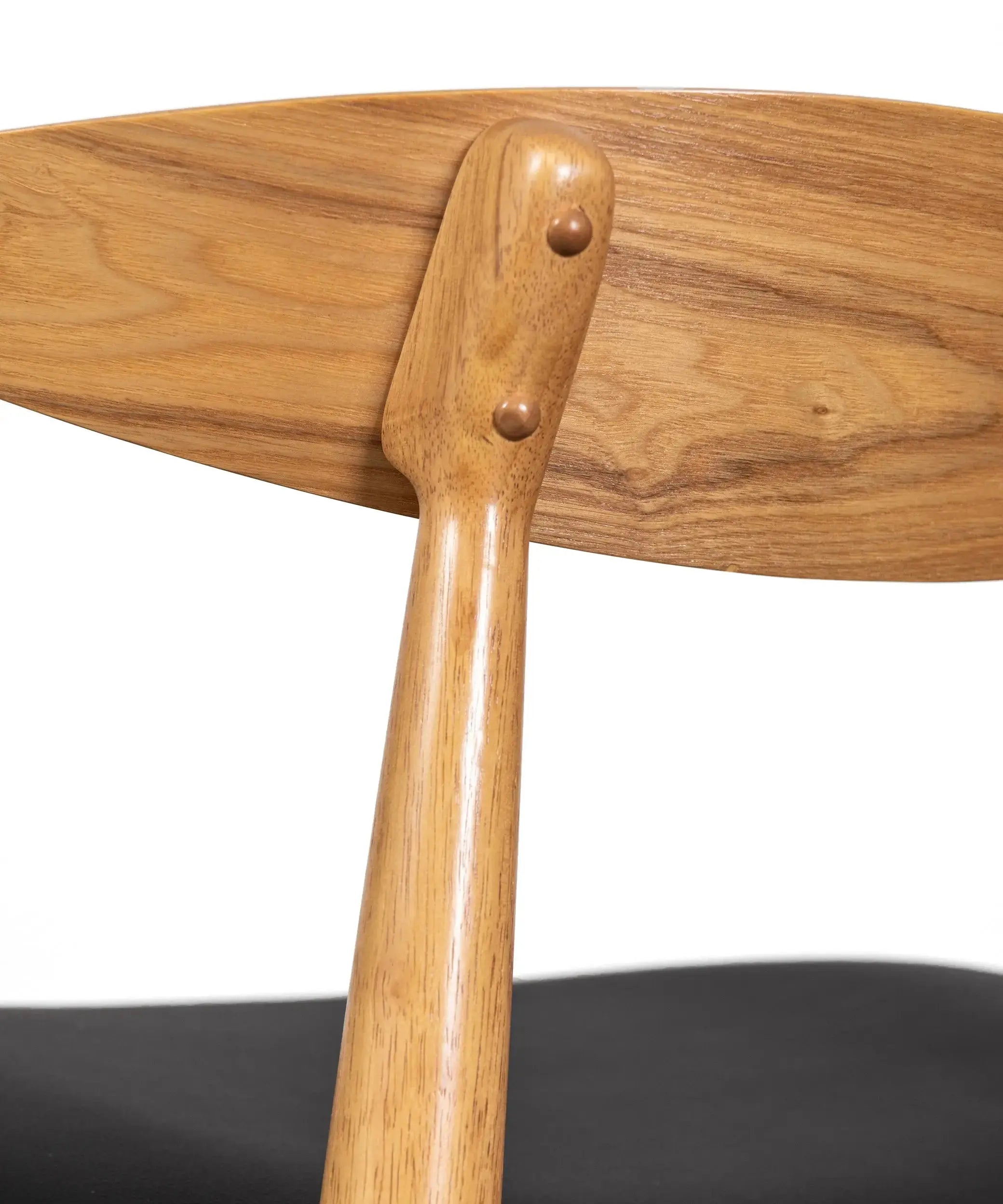 Silla de Comedor en Madera Acolchada Kyoto – Image 4