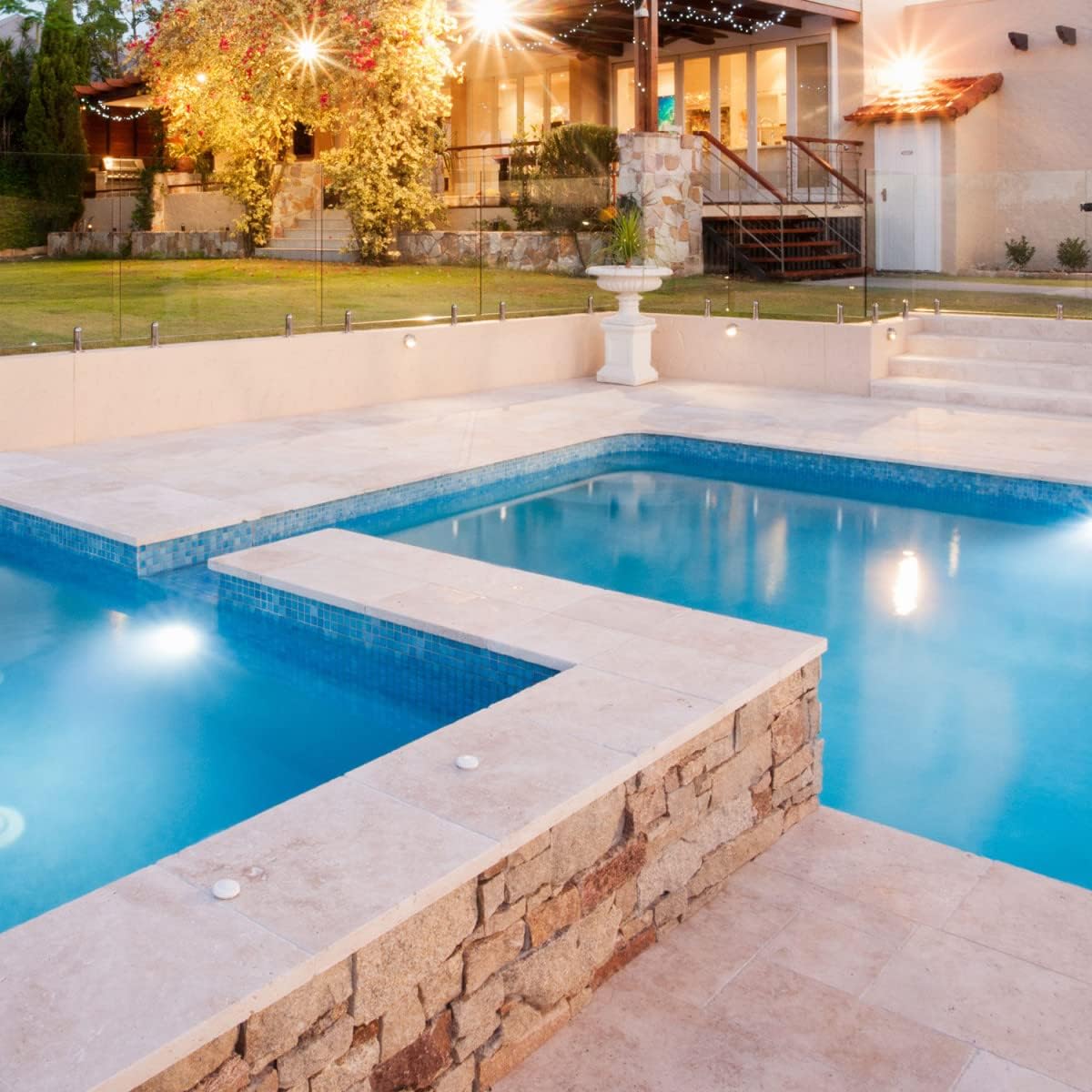 ARCANE INDUSTRIES Peinture Piscine carrelage et mosaïque - Polyuréthane aliphatique - 5 kg (jusqu'à 15m² pour 2 Couches) Bleu Clair – Image 7