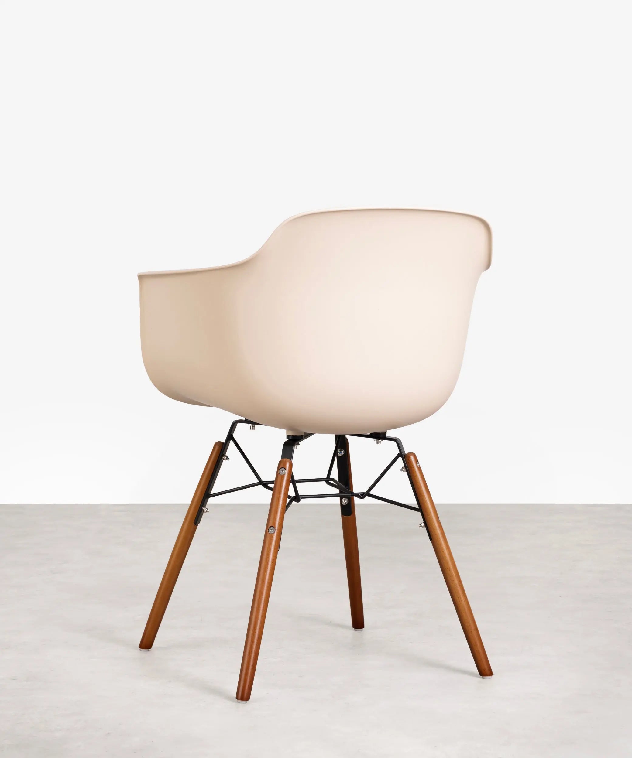 Silla de Polipropileno y Madera Elon Arms – Image 18