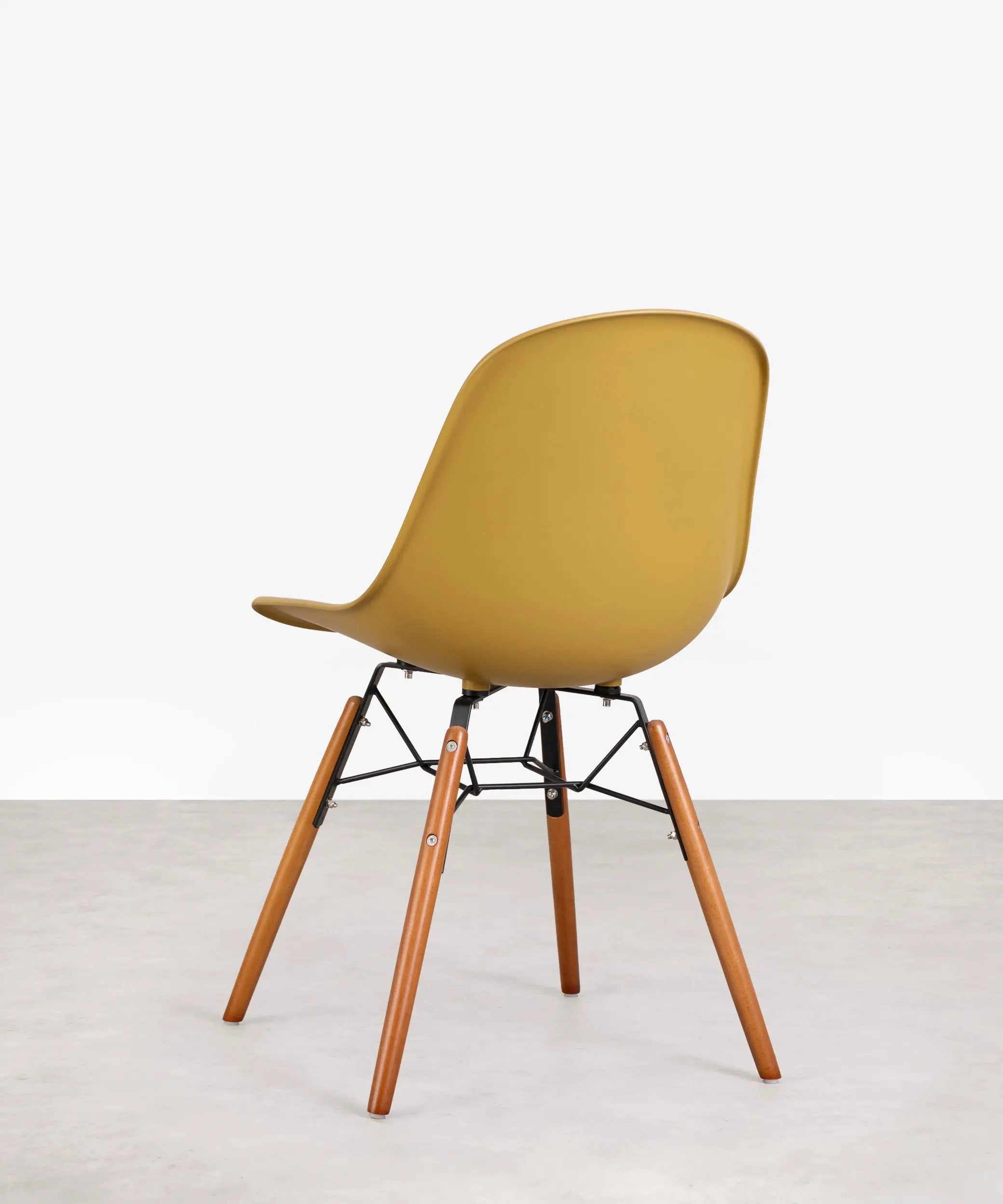 Silla de Polipropileno y Madera Elon – Image 19