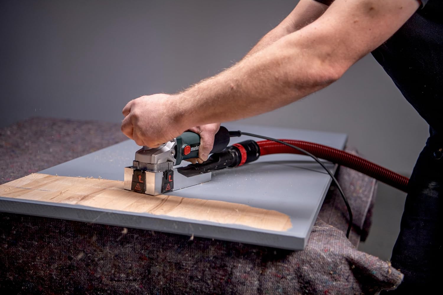Décapeur de peinture Metabo LF 850 S 601049500 pour enlever les peintures et vernis - Puissance nominale : 850 W - Câble de 4 m, prise européenne – Image 4