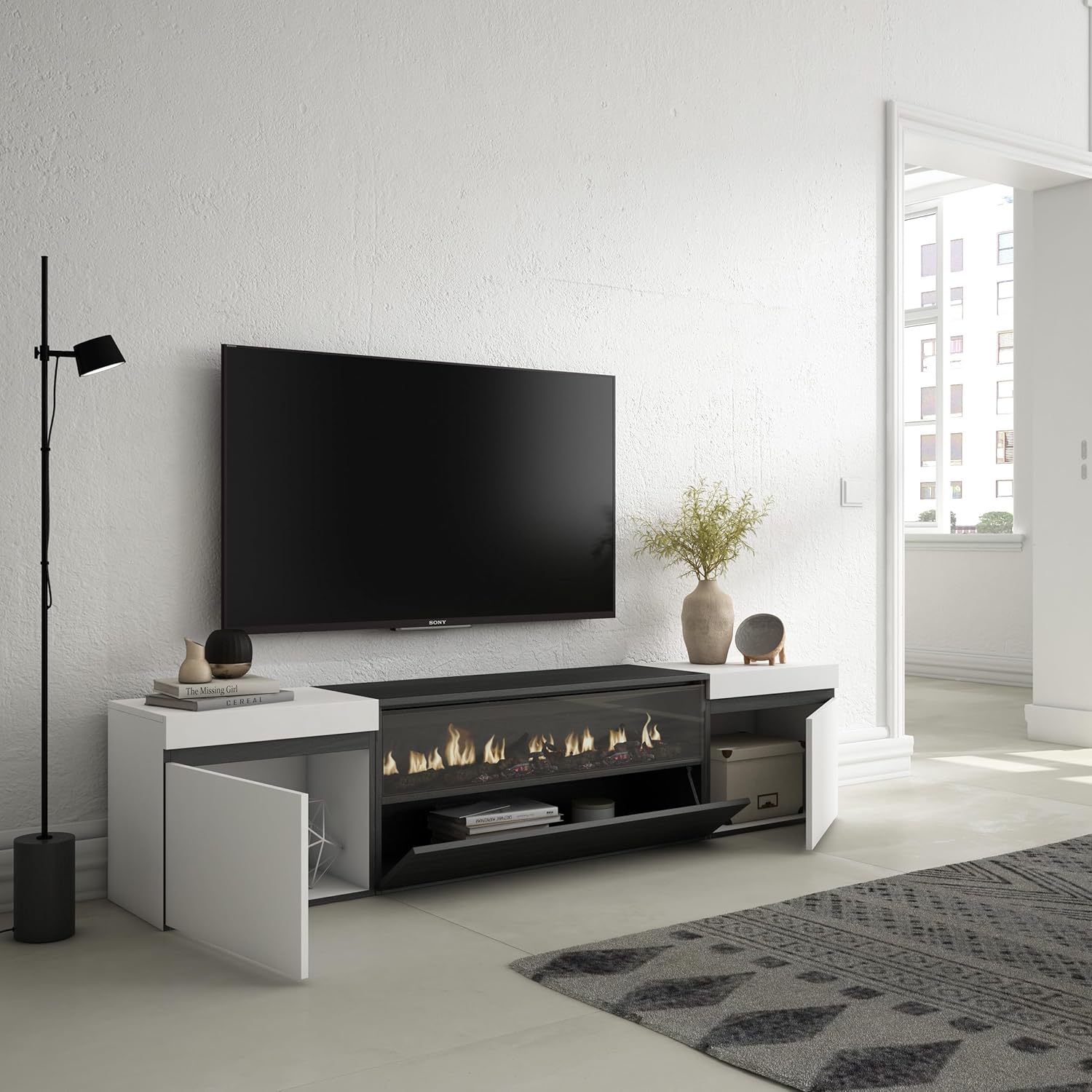 Skraut Home | Meuble TV | Banc Télé | Grand Espace de Rangement | 200x45x35cm | pour Les TV jusqu'à 80 | Cheminée électrique | Style Moderne | Blanc et Noir – Image 4