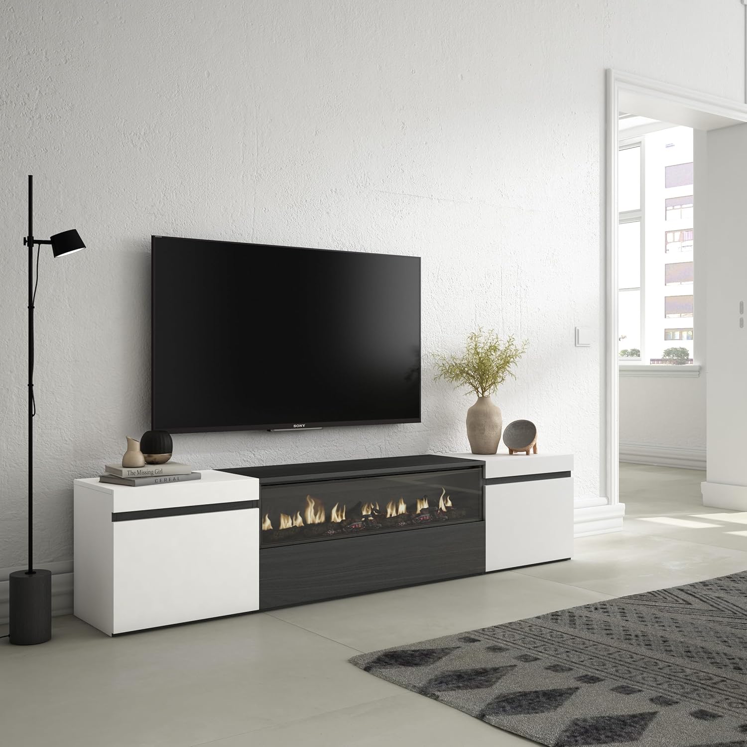 Skraut Home | Meuble TV | Banc Télé | Grand Espace de Rangement | 200x45x35cm | pour Les TV jusqu'à 80 | Cheminée électrique | Style Moderne | Blanc et Noir – Image 2