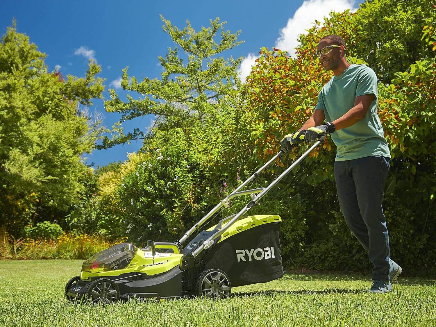 Tondeuse 18 Volts ONE+™ Brushless Ø 37 cm - 2 batteries 4,0Ah - RY18LMX40A-240 – Image 3