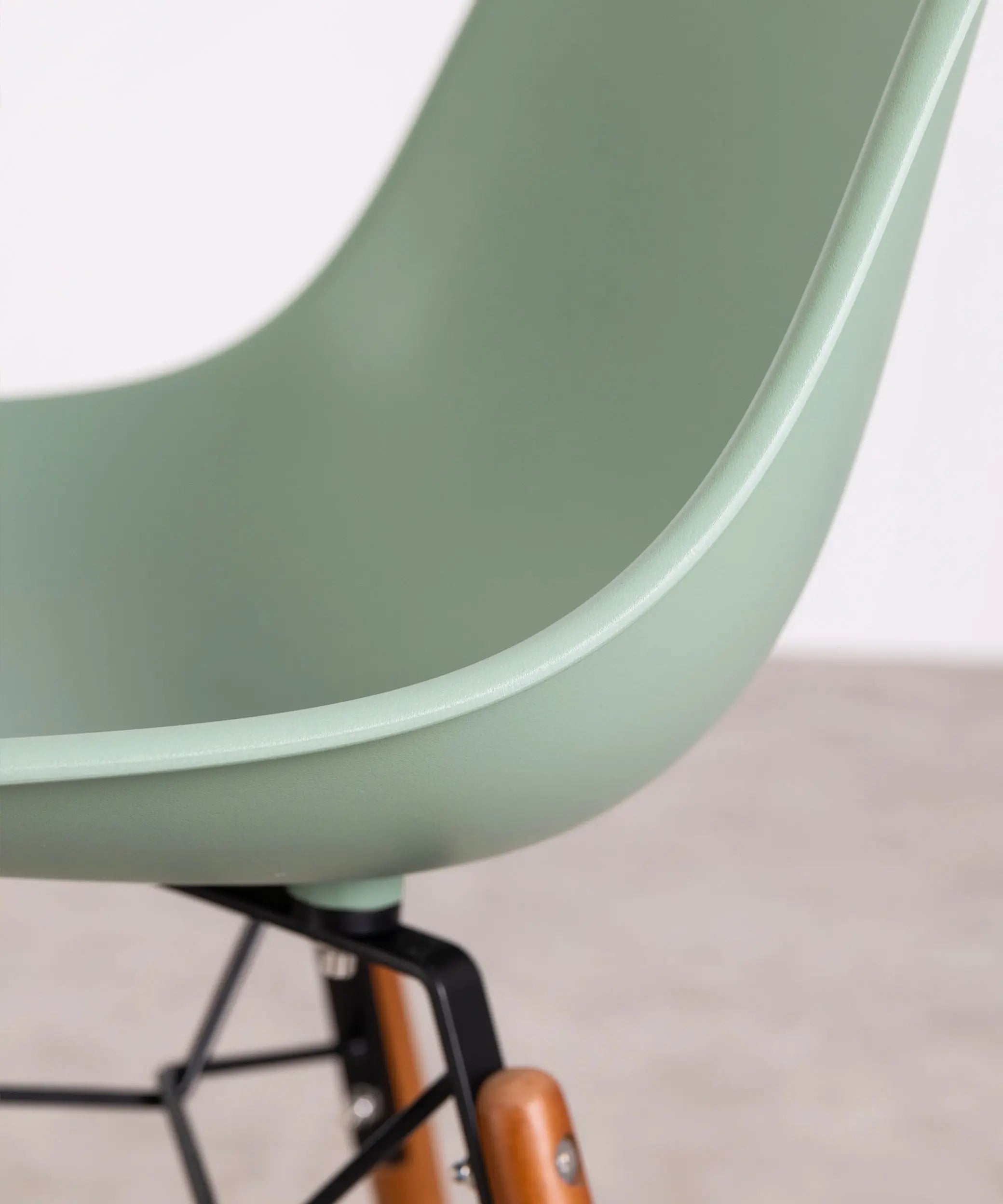 Silla de Polipropileno y Madera Elon – Image 30
