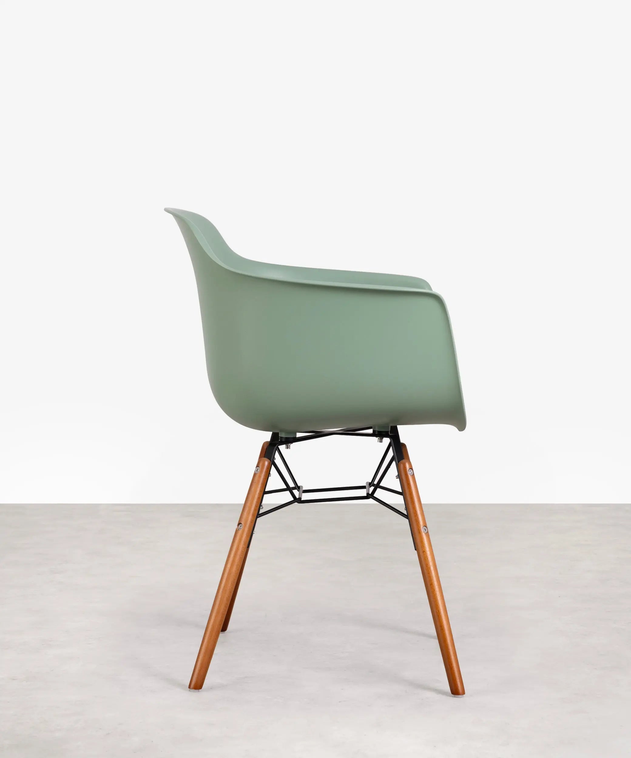 Silla de Polipropileno y Madera Elon Arms – Image 10