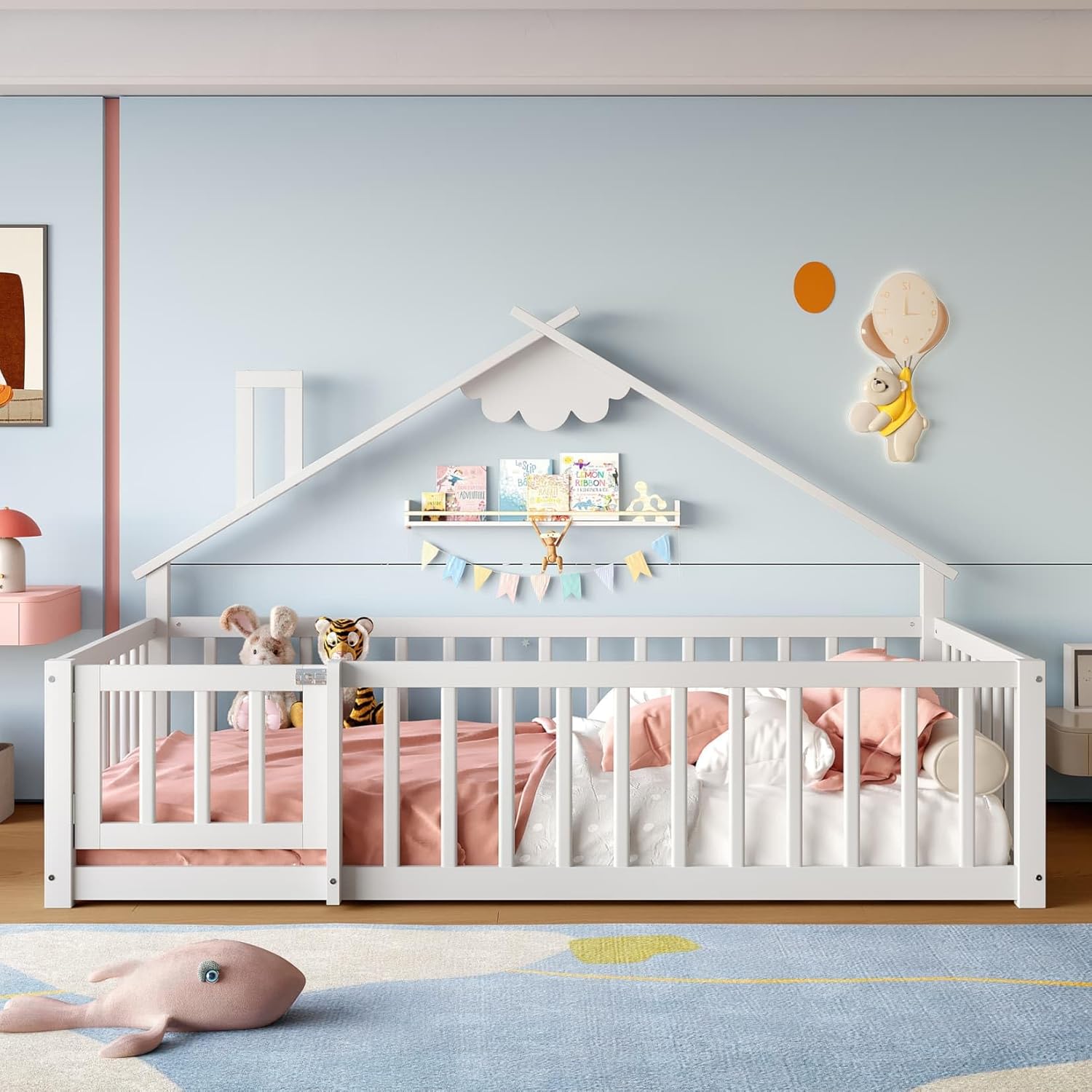 Lit Au Sol Enfant 140x190cm,Lit Cabane Enfant Montessori avec Design Cabine Distinctif,Porte,Barrières Hautes,Sommier à Lattes Solide,pour Enfants,Pin (A-Blanc, 90x190) – Image 3
