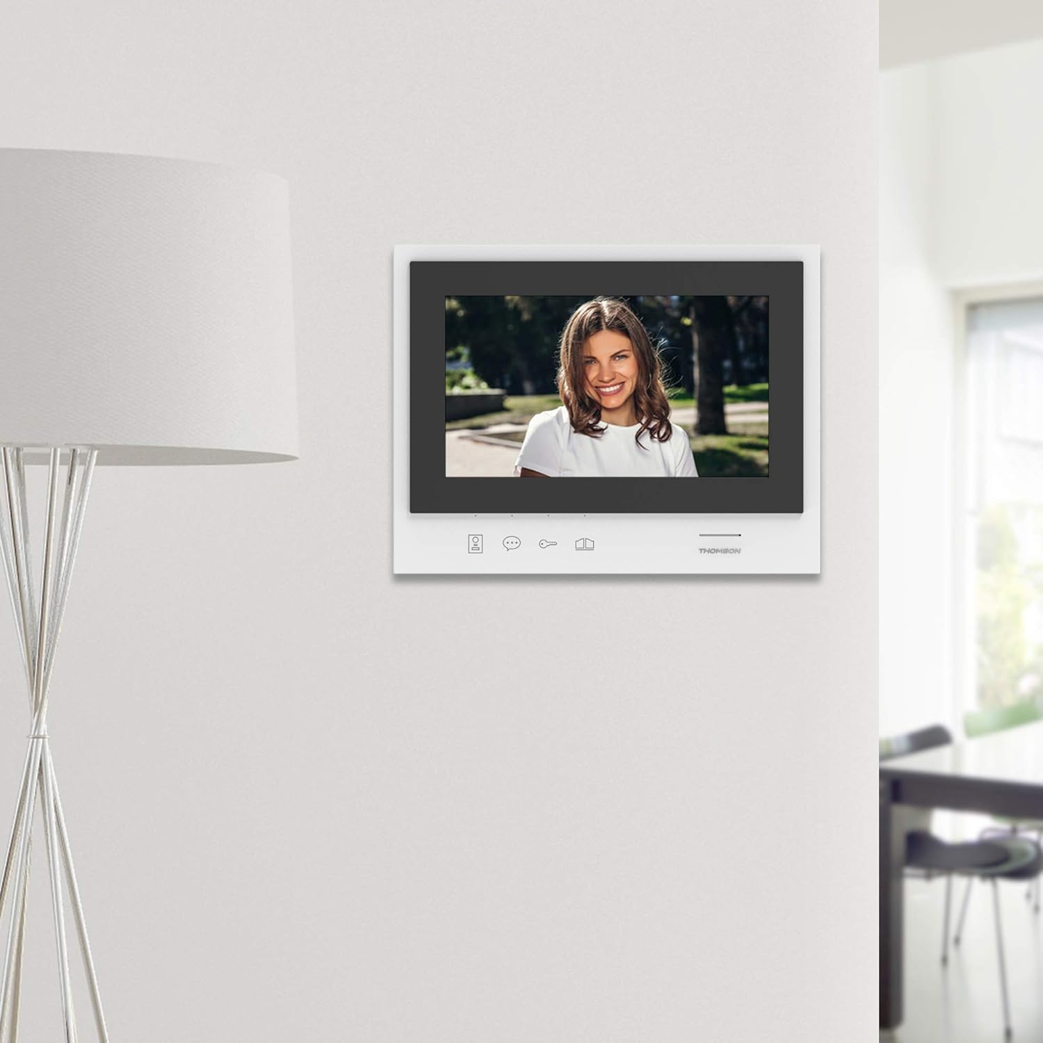Visiophone Couleur sans Fil, Installation simple et sans fil, Portée de 350m* entre la platine de rue et l’écran, Qualité vidéo HD ,720p, mémoire interne : carte SD - Thomson Air - 512286 – Image 8