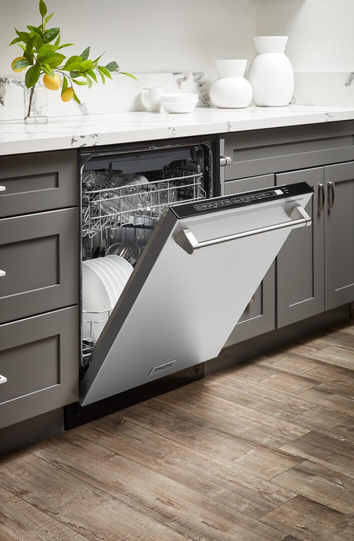 Thor 24-Inch Stainless Steel Top Control Built-In Dishwasher – Image 8