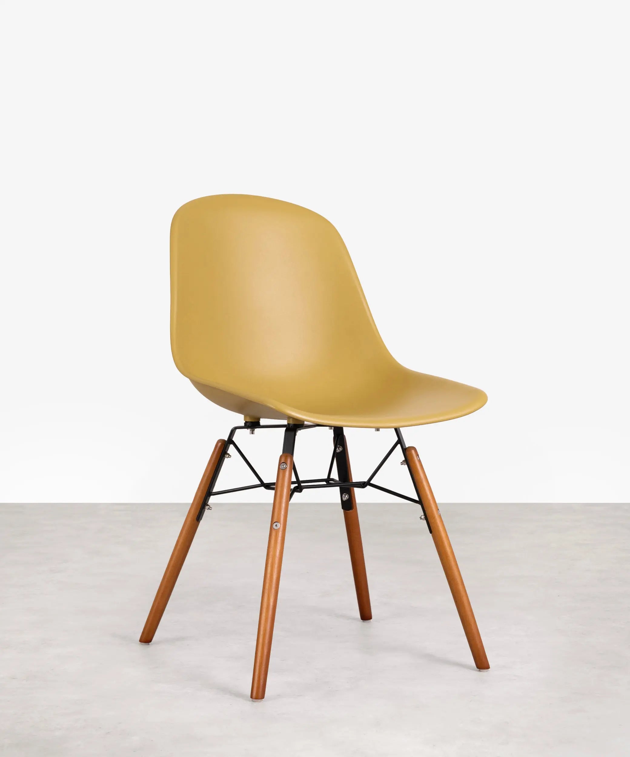 Silla de Polipropileno y Madera Elon – Image 5